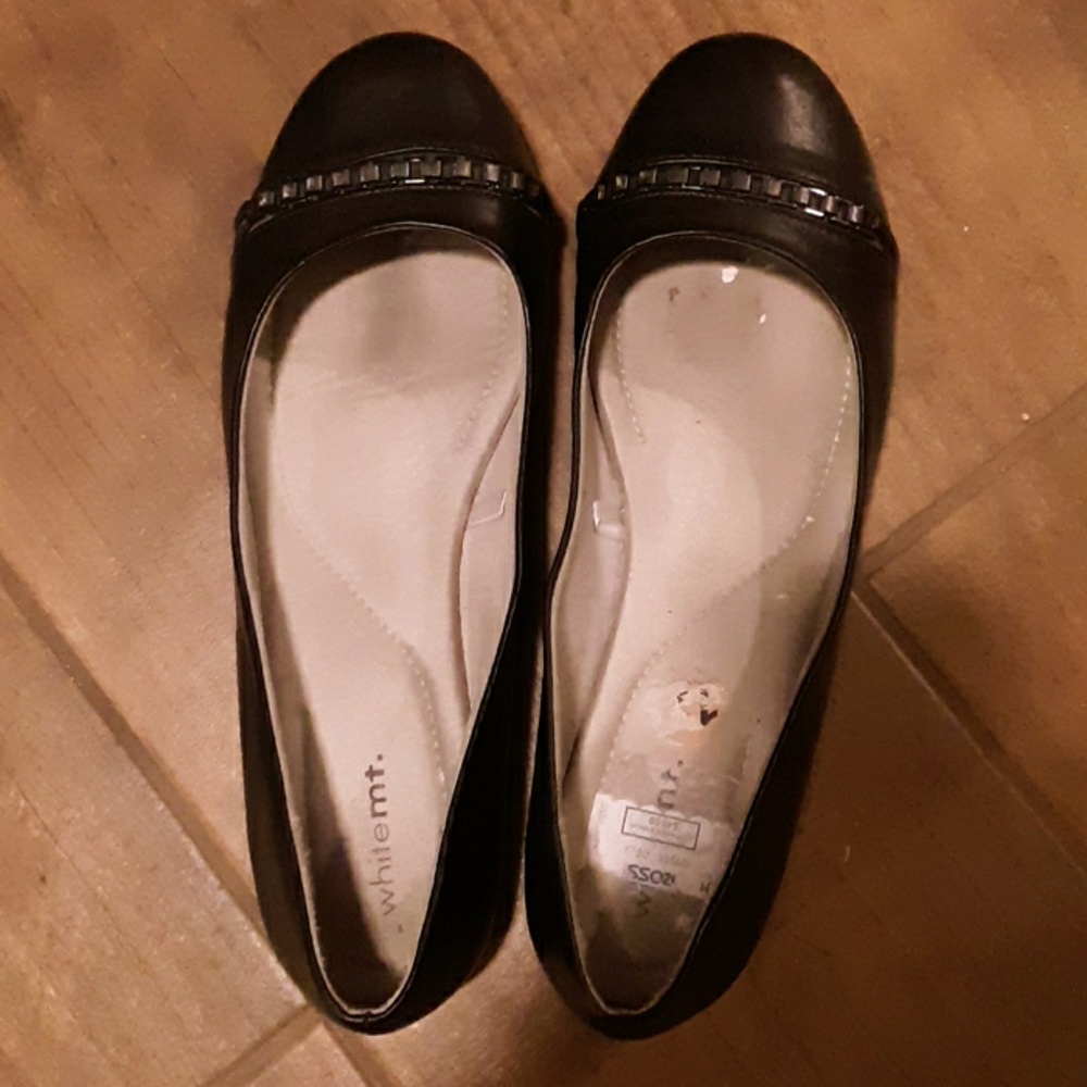 Black flats